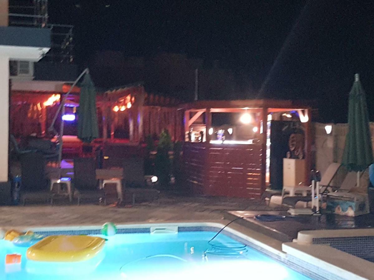 那沃达利 Cool Breeze - Mamaia Nord酒店 外观 照片